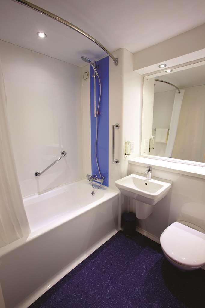 Travelodge Droitwich Habitación foto